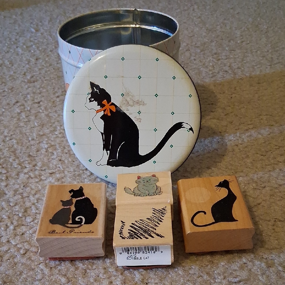 Cat-Themed 4 Stamp Set with Tin